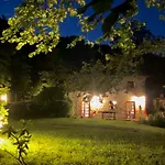Relax Totale Nel Bosco Lucca בית נופש *